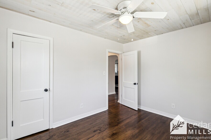 More Photos Of 644 N Bluff Ave, Wichita Multifamily For Sale