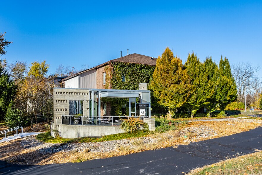 More Photos Of 11712 N Michigan Rd, Zionsville Office For Sale