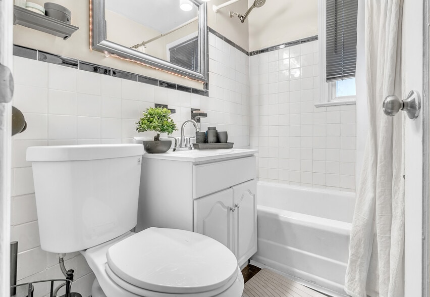 More Photos Of 478 Fabyan Pl, Newark Apartments For Sale