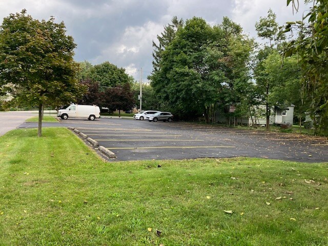 More Photos Of 85 S Long St, Williamsville Office For Lease