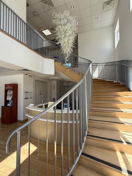 More Photos Of 4018-4020 Oak Lawn Ave, Dallas Office For Lease