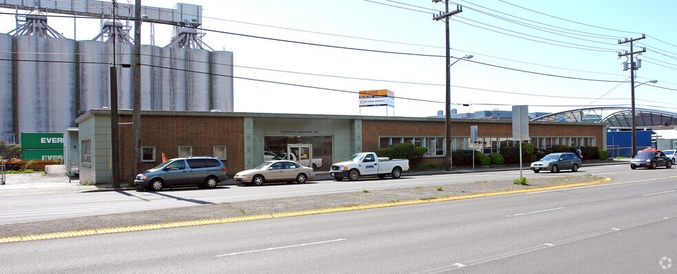 More Photos Of 945 Elliott Ave W, Seattle Office For Sale