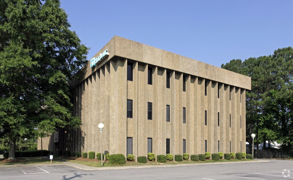 More Photos Of 101 N Lynnhaven Rd, Virginia Beach Office For Lease
