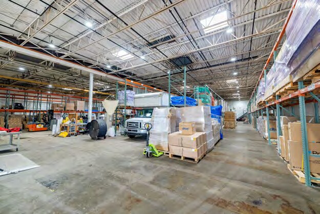 More Photos Of 23600 Schoenherr Rd, Warren Warehouse For Sale