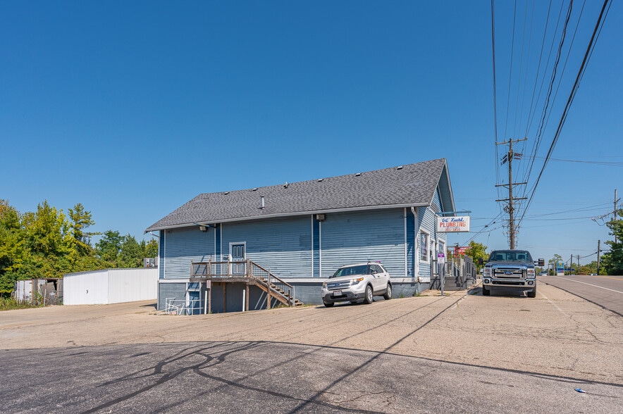 More Photos Of 5736 Springdale Rd, Cincinnati Office For Sale