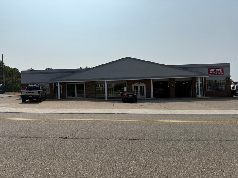 More Photos Of 252 E Main St, Saint Clairsville Flex For Lease