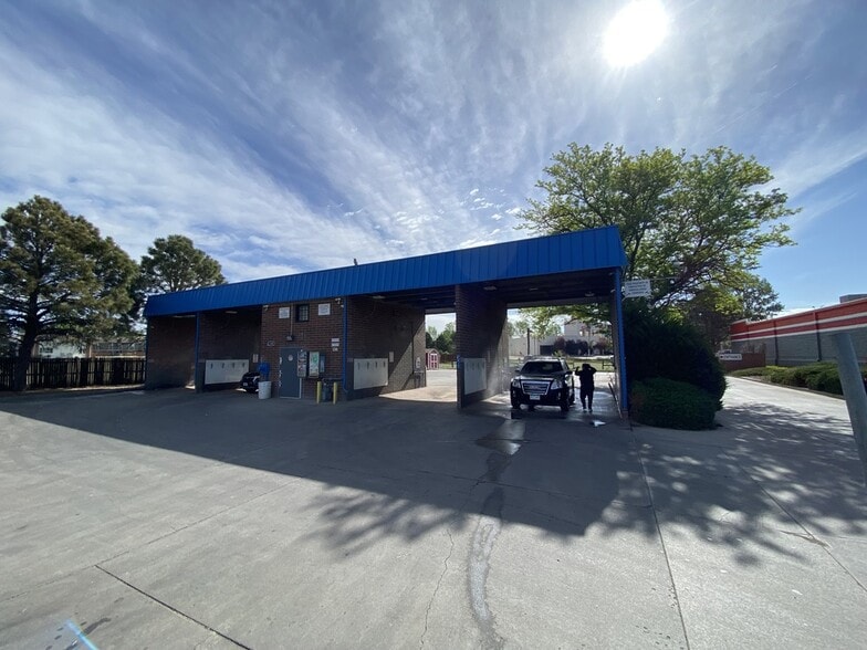 More Photos Of 1540 Laredo St, Aurora Carwash For Sale