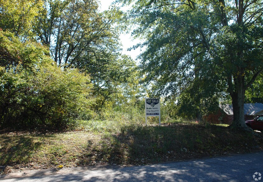 More Photos Of 360 Brady Pl, Alpharetta Land For Sale