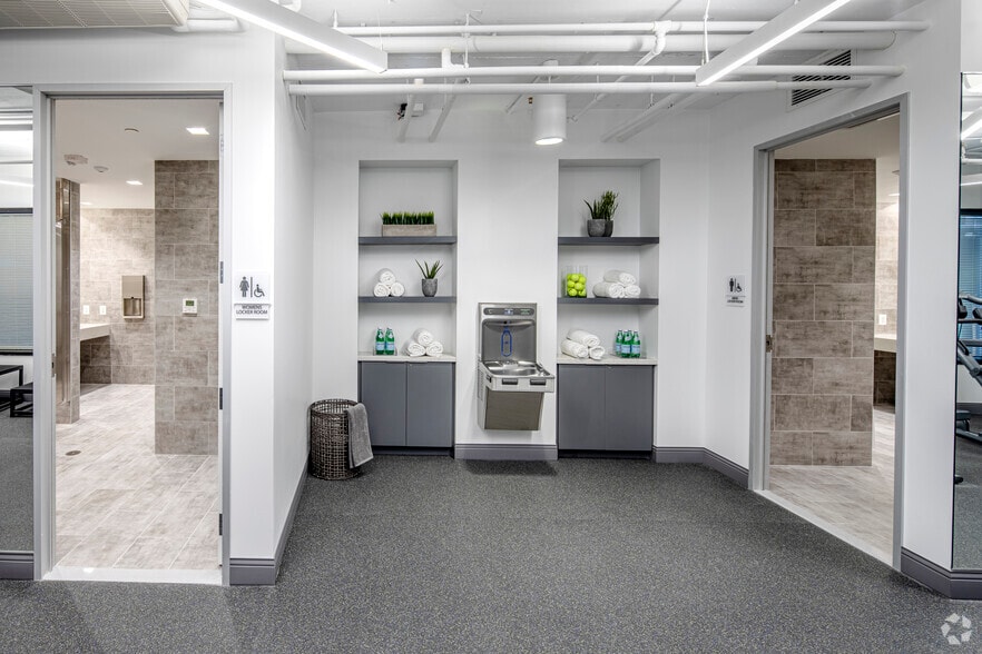 More Photos Of 1220 L St NW, Washington Office For Lease