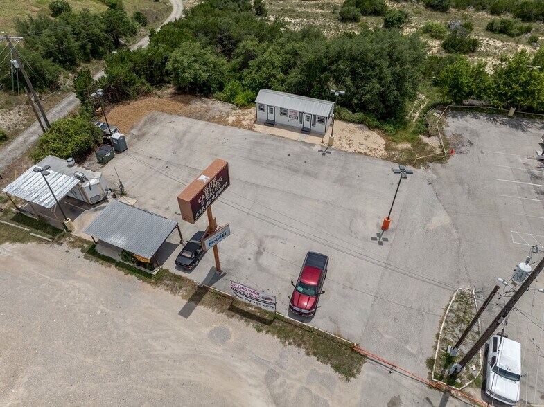 More Photos Of 21601 State Highway 71 W, Spicewood Land For Lease