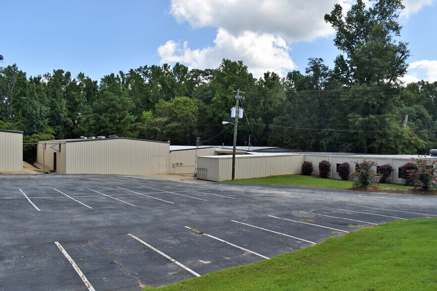 More Photos Of 3406 Sandfort Rd, Phenix City Warehouse For Sale
