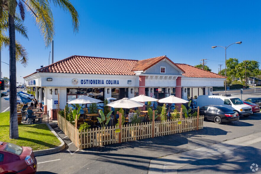 More Photos Of 1471-1651 W Whittier Blvd, La Habra Unknown For Lease