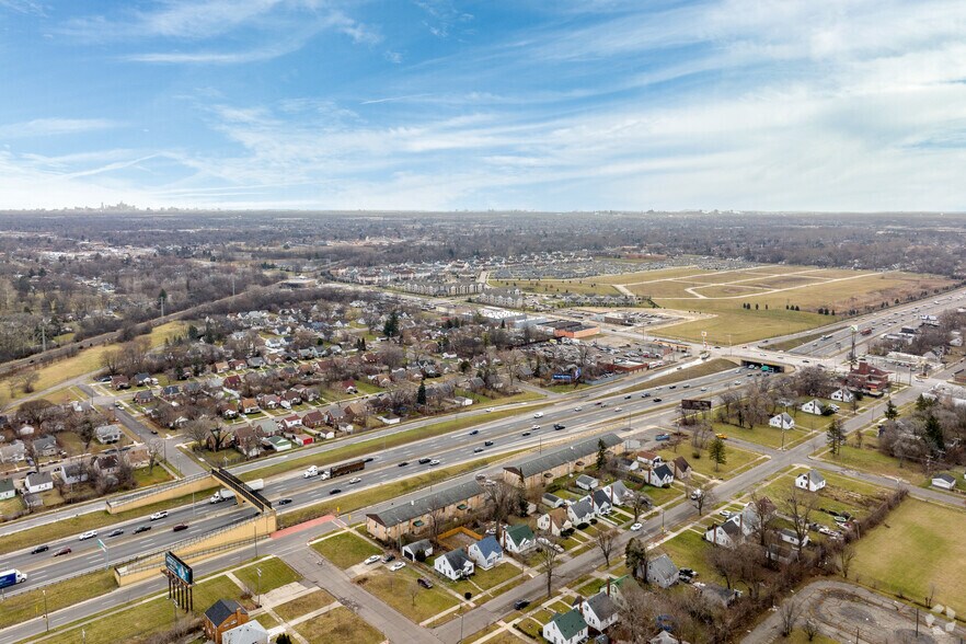 More Photos Of 9001 Southfield Fwy, Detroit Apartments For Sale