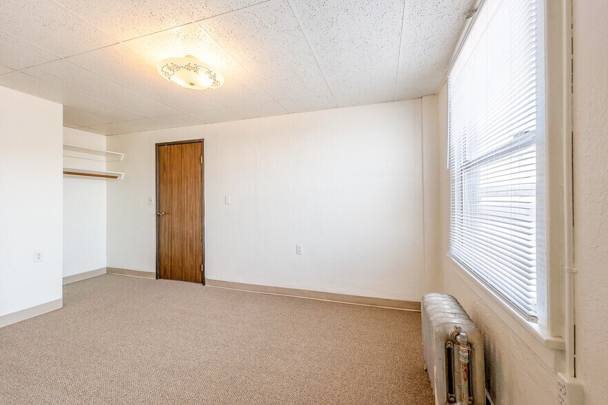 More Photos Of 803-815 SE Stephens St, Roseburg Multifamily For Sale