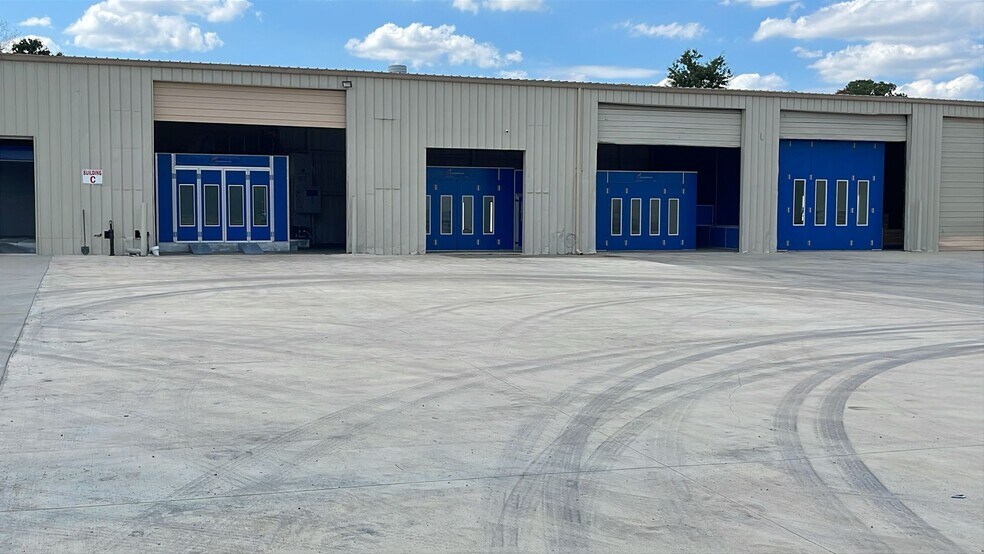 More Photos Of 5148 Lotus St, Houston Warehouse For Lease