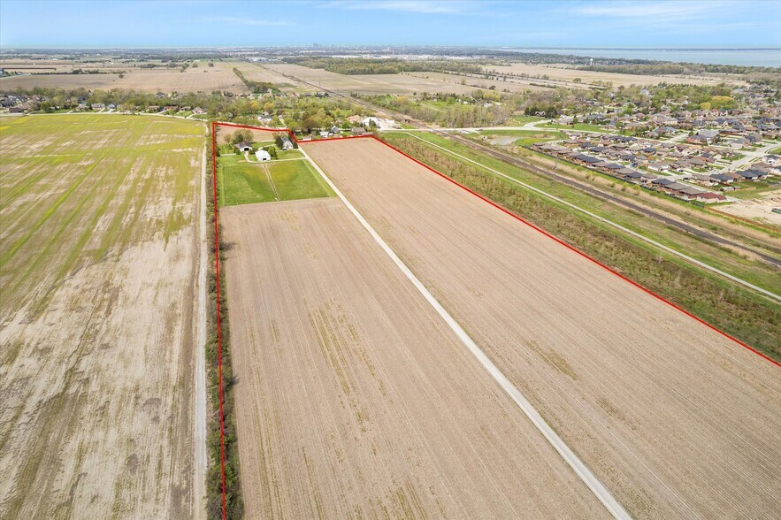 More Photos Of 426-458 East Puce Rd, Lakeshore Land For Sale