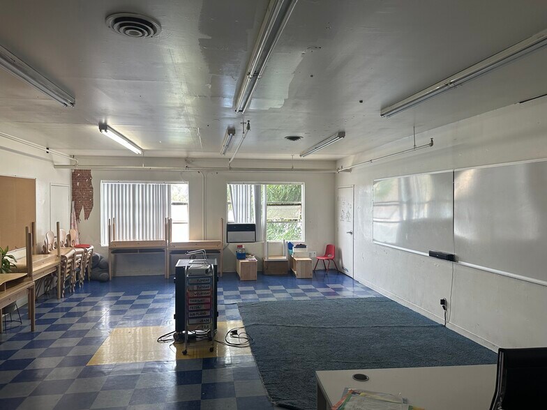 More Photos Of 1731 W Martin Luther King Jr Blvd, Los Angeles Schools For Lease