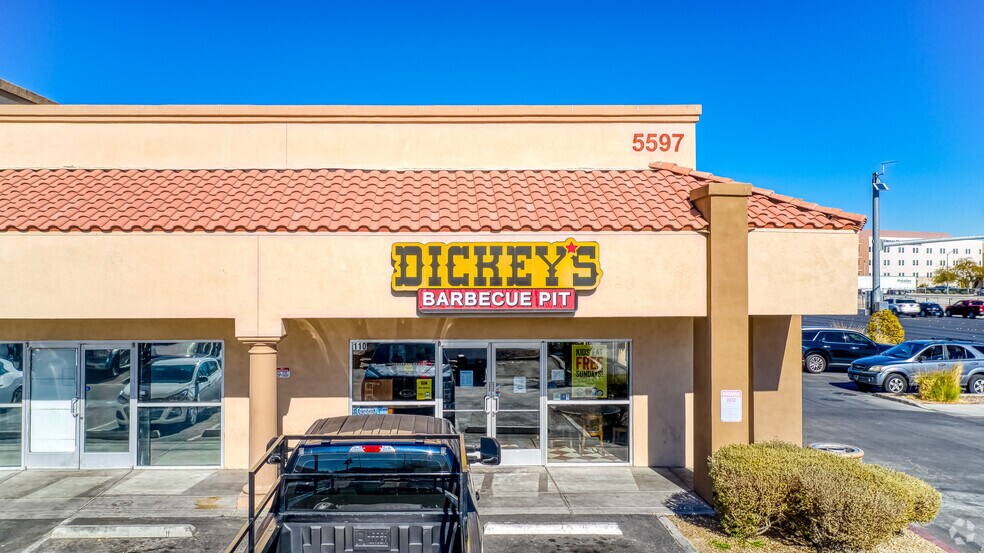 More Photos Of 5597 S Rainbow Blvd, Las Vegas Unknown For Lease