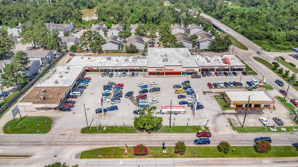 More Photos Of 500-548 Normandy St, Houston Storefront For Lease