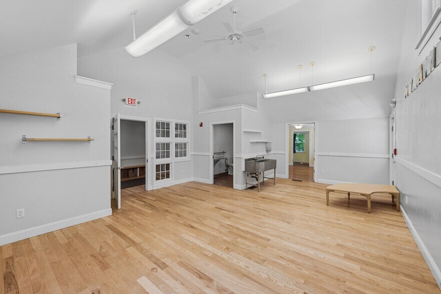 More Photos Of 181 Main St, Rowley Medical For Sale