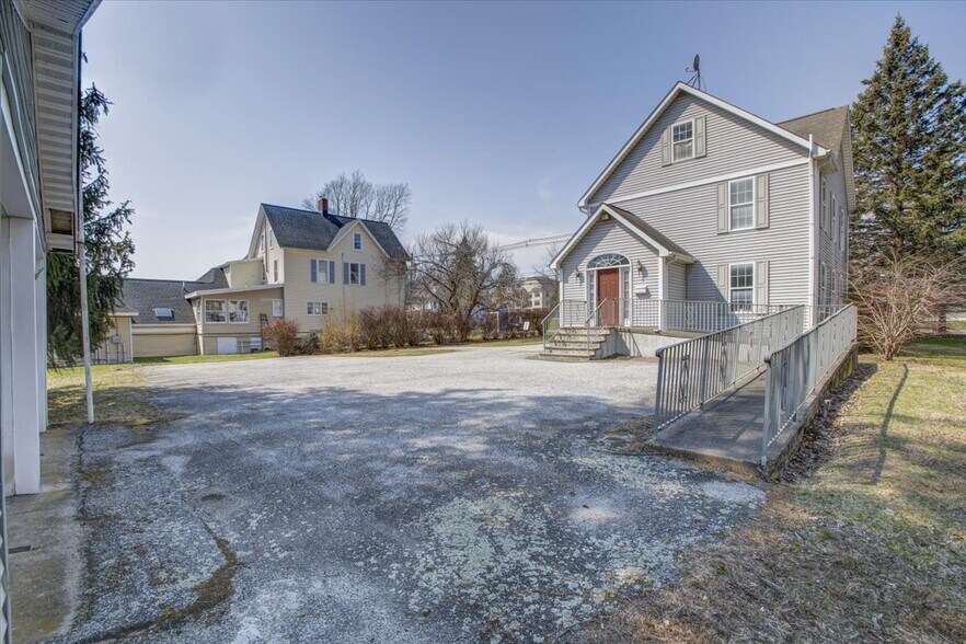 More Photos Of 27 Main St, Sparta Office For Sale