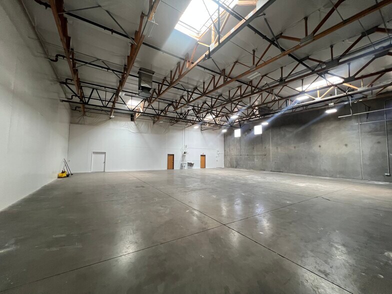 More Photos Of 4845 W McDowell Rd, Phoenix Unknown For Lease