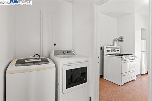 More Photos Of 476 42nd St, Oakland Apartments For Sale