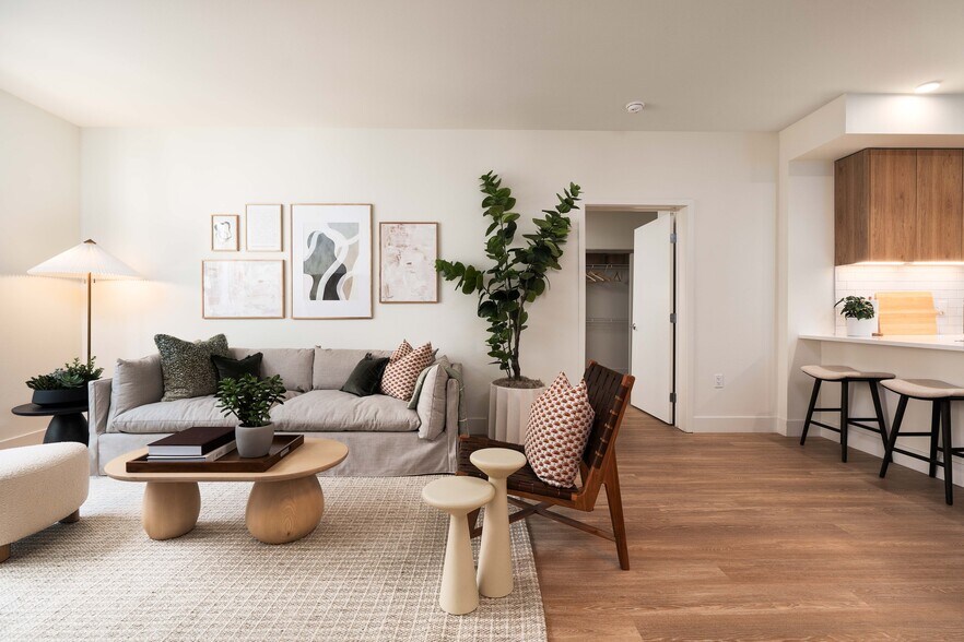 More Photos Of 1 Adrian Ct, Burlingame Apartments For Lease