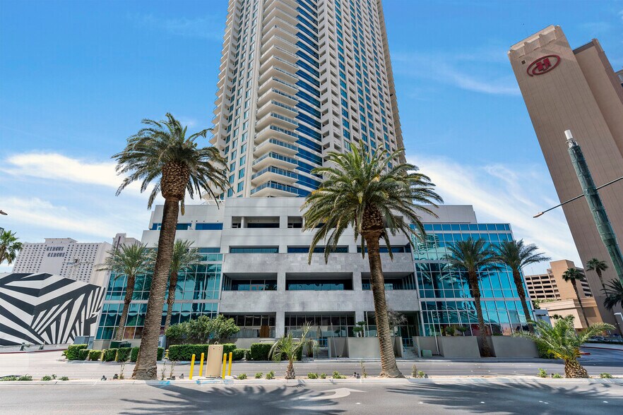 Primary Photo Of 2700 Las Vegas Blvd, Las Vegas Apartments For Sale
