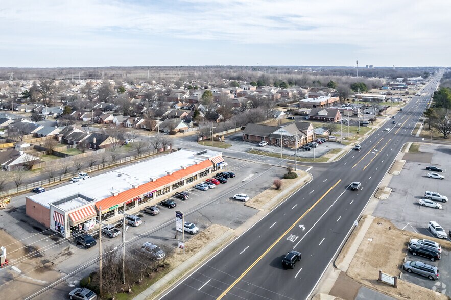 More Photos Of 3042-3058 W Goodman Rd, Horn Lake Storefront Retail Office For Lease