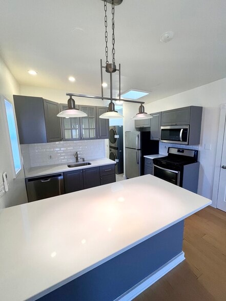 More Photos Of 718 Putnam Ave, Brooklyn Multifamily For Sale