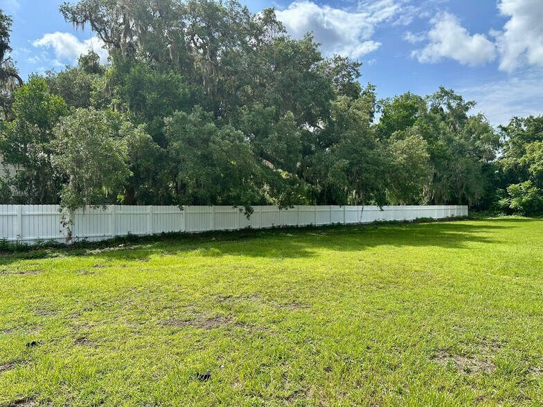 More Photos Of 000 Summit Street, Crescent City Land For Sale