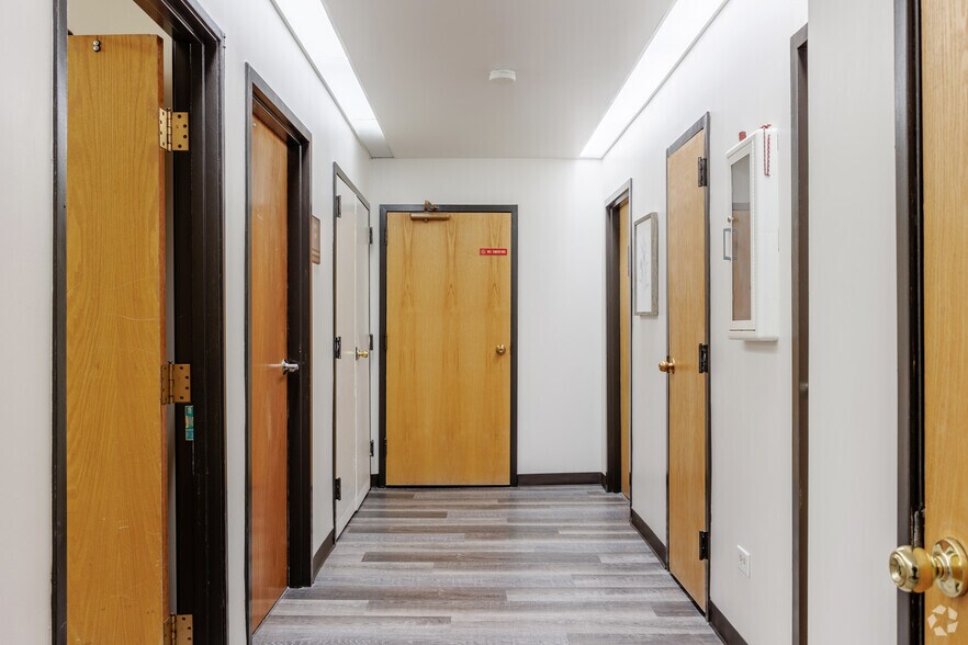 More Photos Of 8853-8859 Fox Dr, Thornton Coworking Space