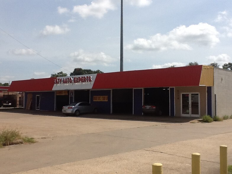 More Photos Of 2116 Fry Rd, Houston Auto Repair For Sale