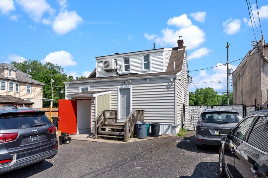 More Photos Of , Morrisville Unknown For Sale