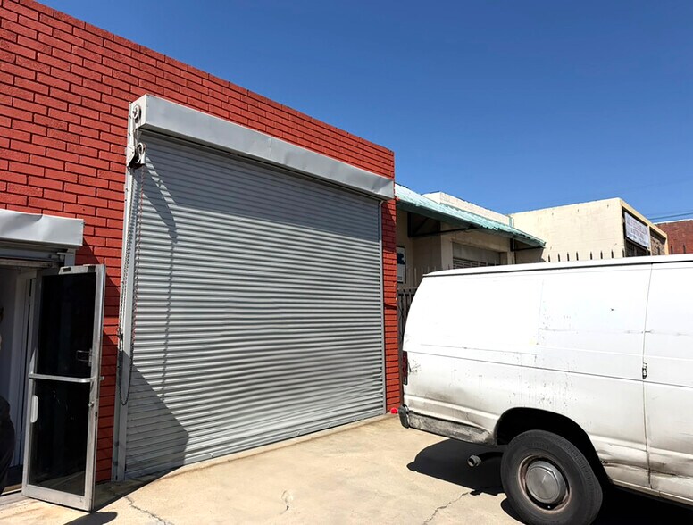More Photos Of 725 Stanford Ave, Los Angeles Warehouse For Sale