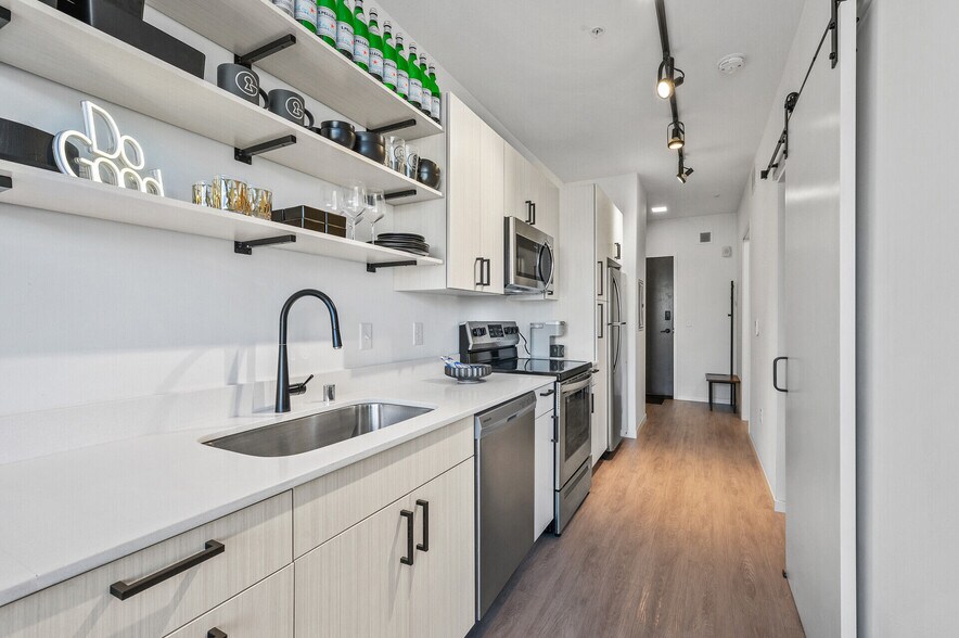 More Photos Of 2640 Nicollet Ave, Minneapolis Apartments For Sale