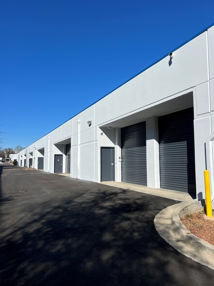More Photos Of 6000 Dawson Blvd, Norcross Unknown For Lease