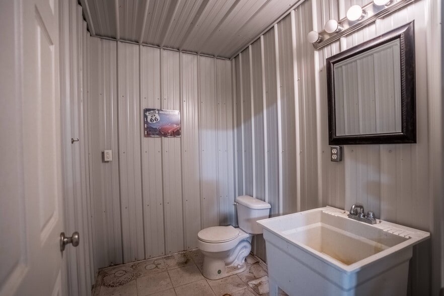 More Photos Of 417 1st st, Hopkinsville Industrial For Sale