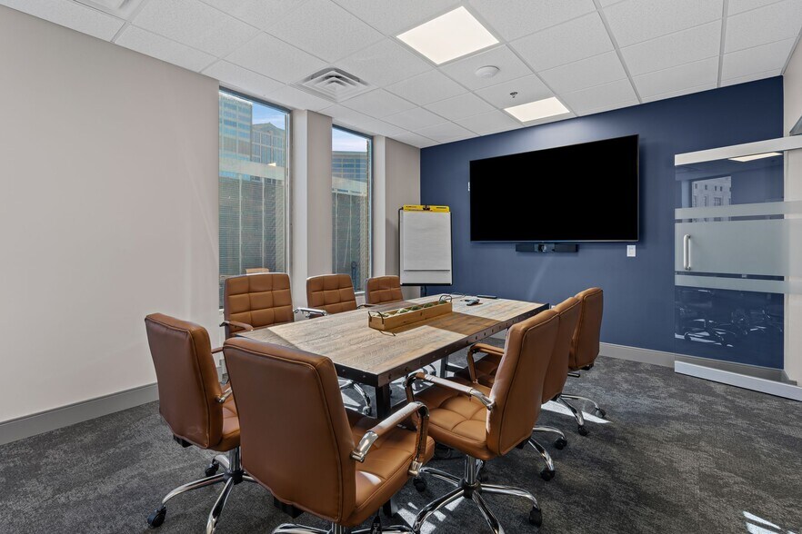 More Photos Of 300 James Robertson Pky, Nashville Office Residential For Lease