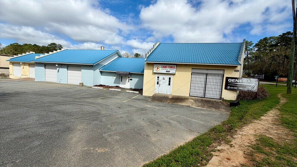 More Photos Of 2490 Centerville Rd, Tallahassee Flex For Lease