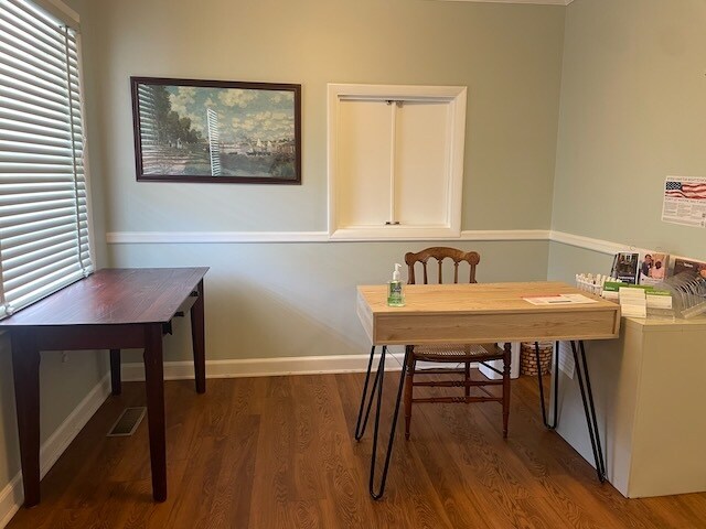 More Photos Of 1006 Lamond Ave, Durham Office For Lease