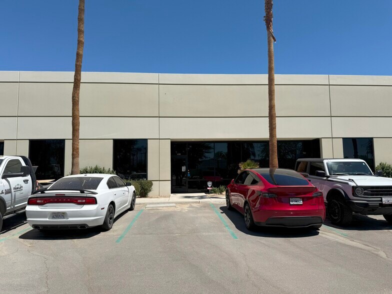 More Photos Of 39301 Badger St, Palm Desert Warehouse For Sale