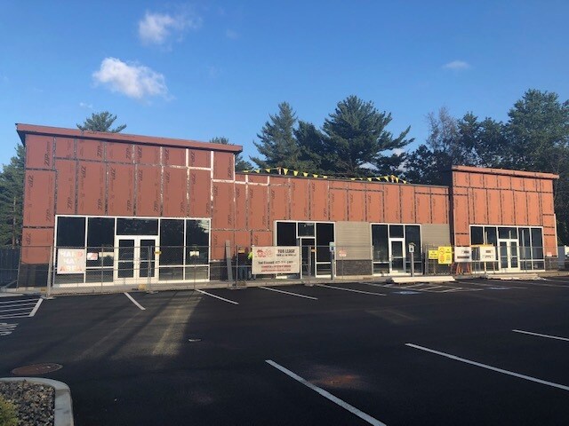 More Photos Of 212 Southampton Rd, Westfield Freestanding For Lease