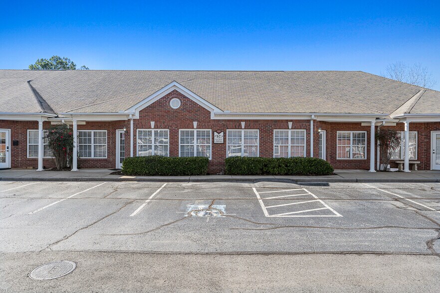 More Photos Of 3459 Acworth Due West Rd NW, Acworth Office For Sale
