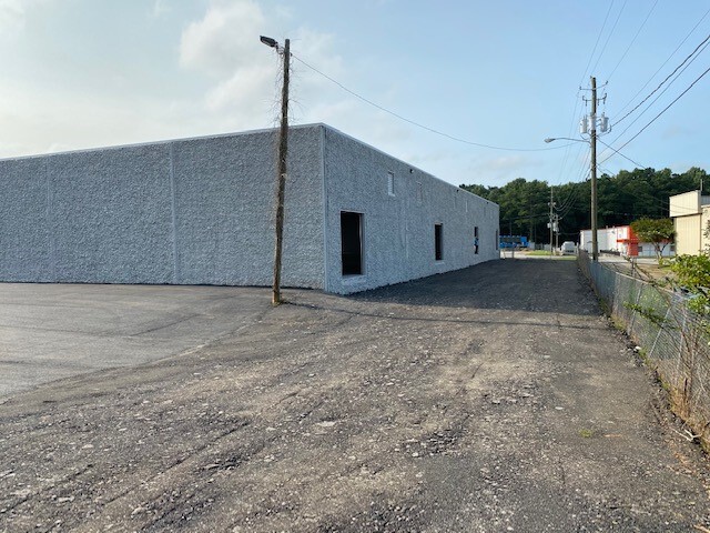 More Photos Of 2211 Lithonia Industrial Blvd, Lithonia Warehouse For Lease