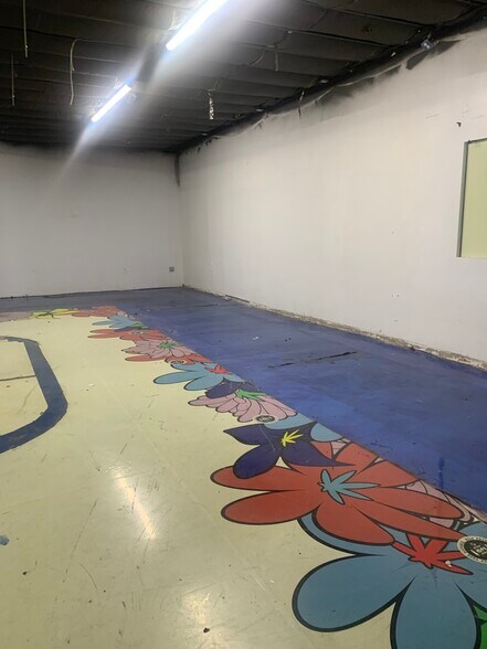 More Photos Of 180 S Alvarado St, Los Angeles Light Distribution For Lease