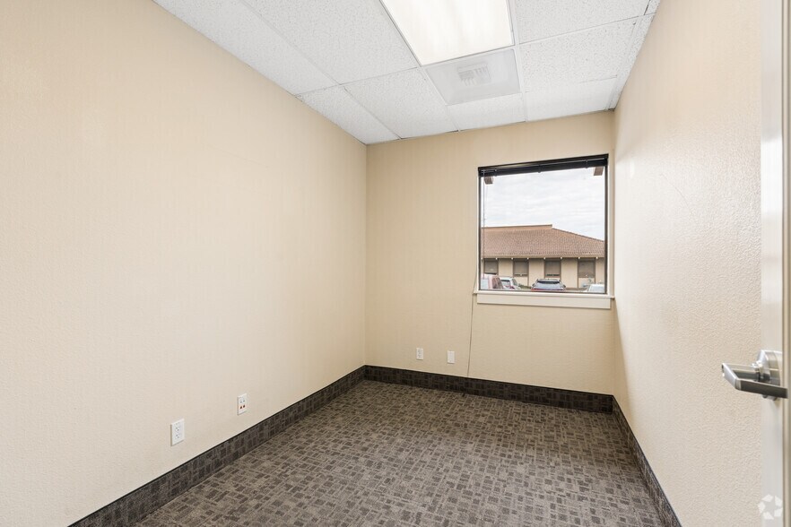 More Photos Of 945-965 Blanco Rd, Salinas Medical For Lease