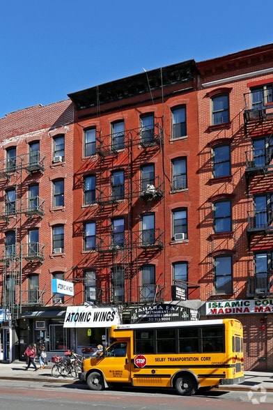 More Photos Of 184 1st Ave, New York Apartments For Lease