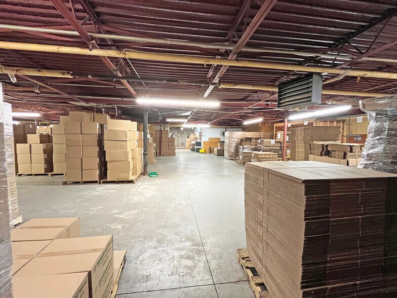 More Photos Of 223 Second St, Manchester Warehouse For Lease